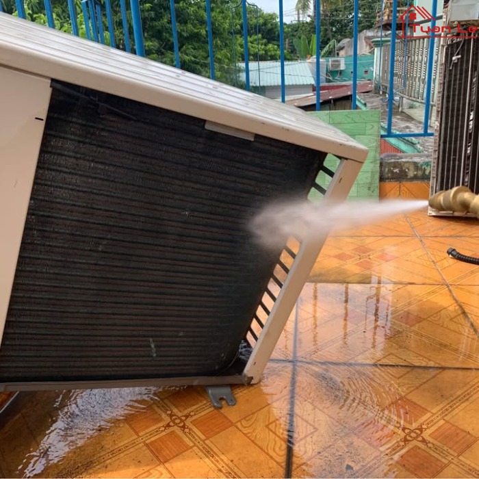 Vệ sinh máy lạnh và bơm ga 6 dịch vụ vệ sinh máy lạnh chuyên sâu